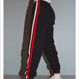 Brandy Melville Zari sweatpants